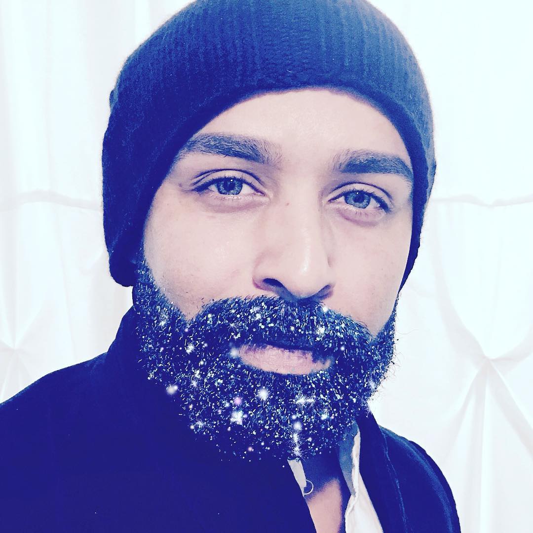 13_spectacular_glitter_beards_on_instagram_13