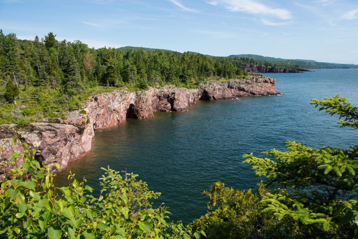 cliffs of tettegouche state park in minnesota