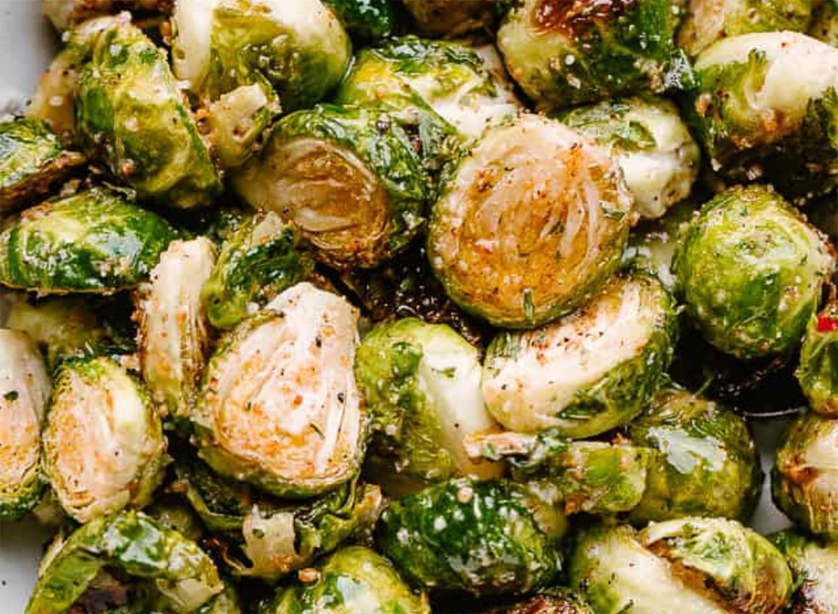 crispy parmesan air fryer brussel sprouts