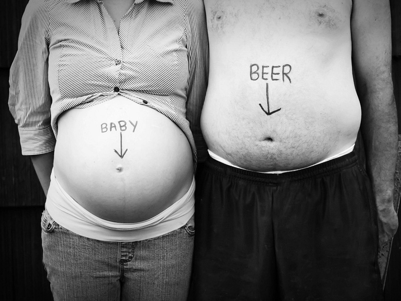 Fun And Creative Pregnancy Photo Ideas 11