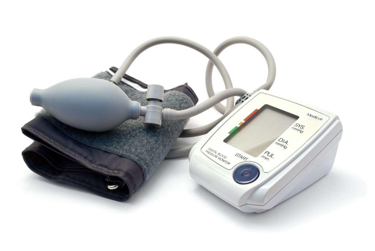 Blood pressure cuff