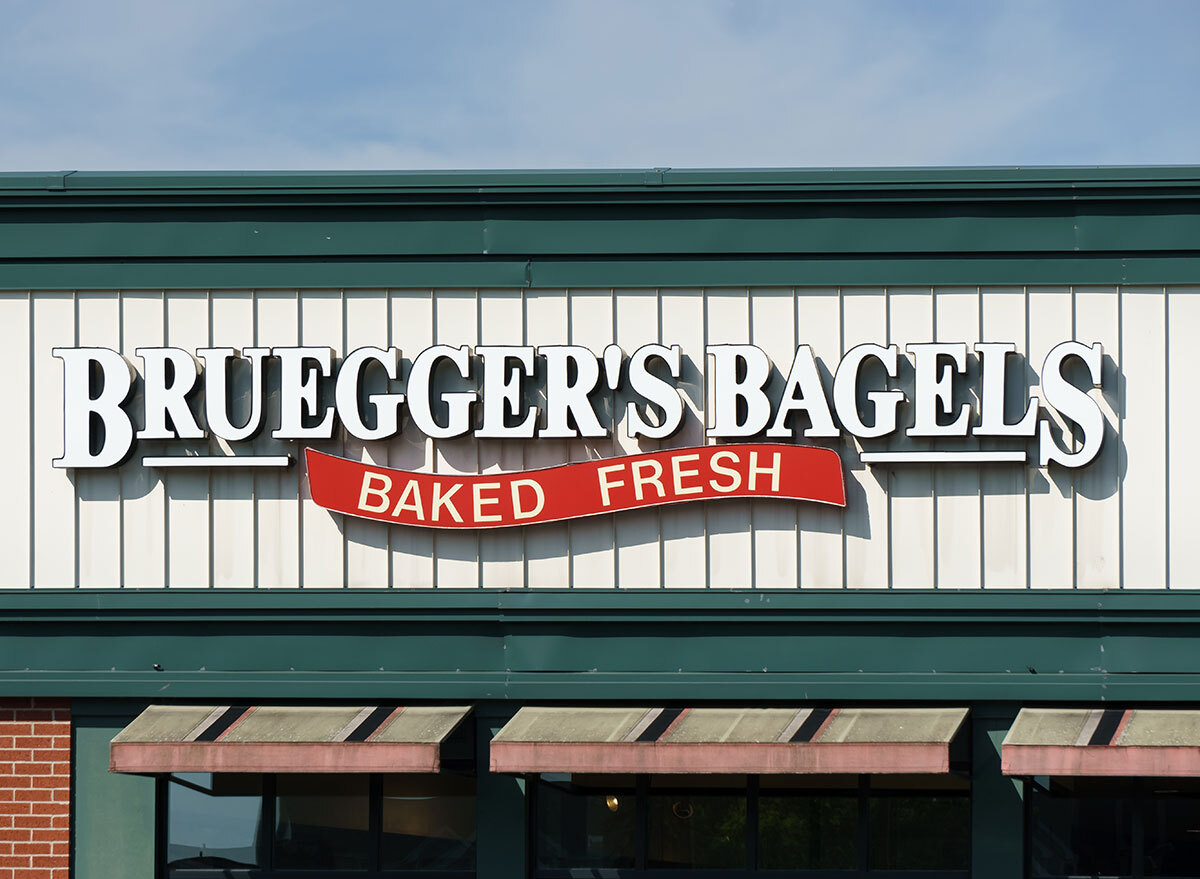 Bruegger's bagels restaurant