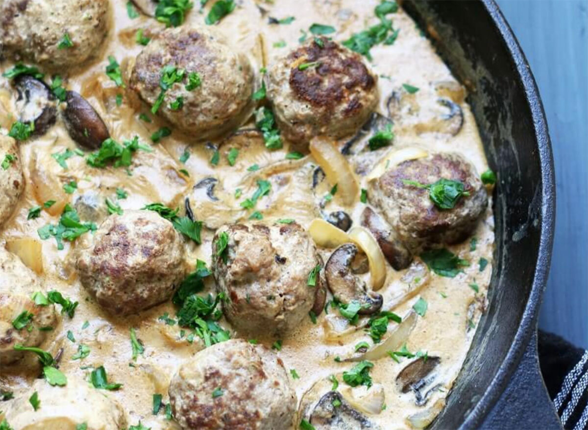 beef stroganoff meatballs