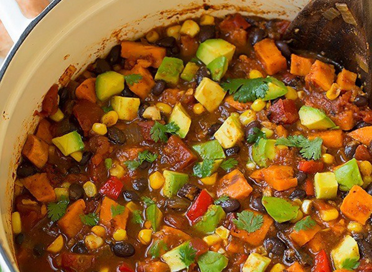 roasted sweet potato black bean chili