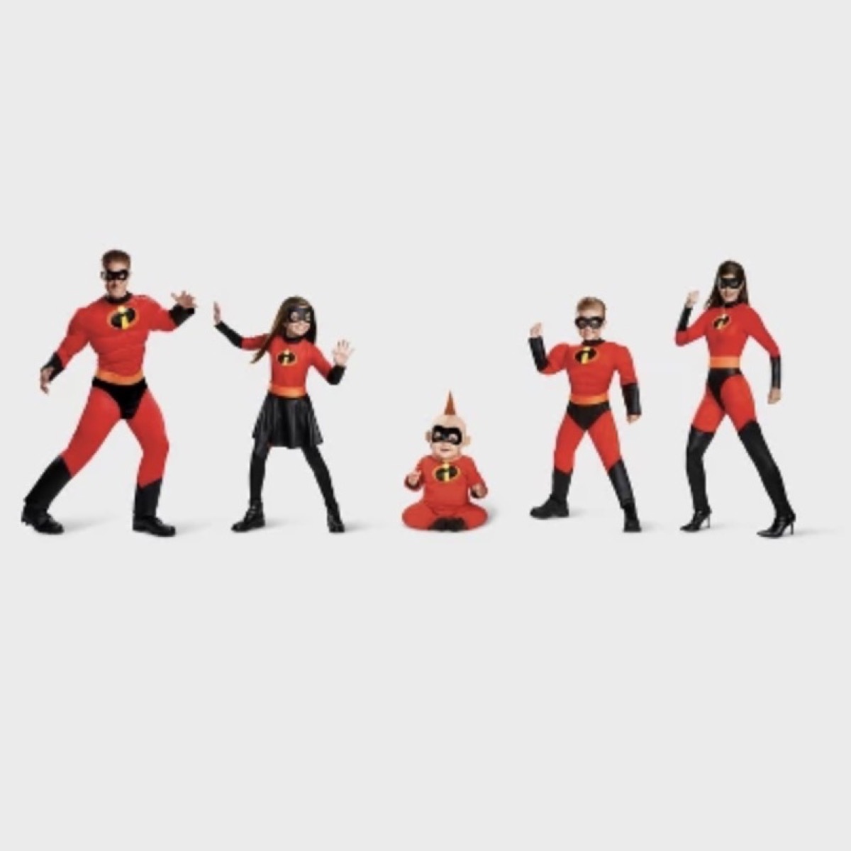 family in incredibles red and black spandex costumes, family halloween costumes, family halloween costumes