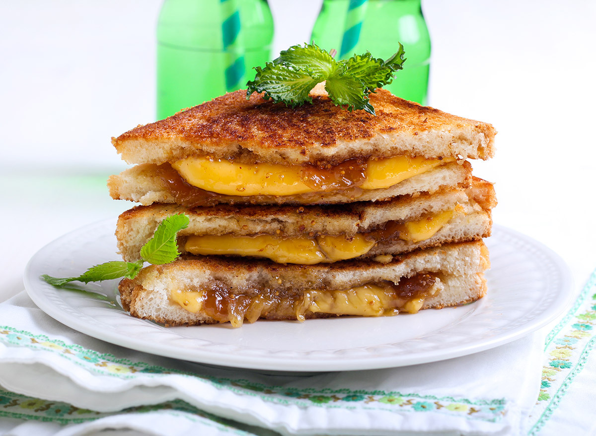 fig grilled cheese