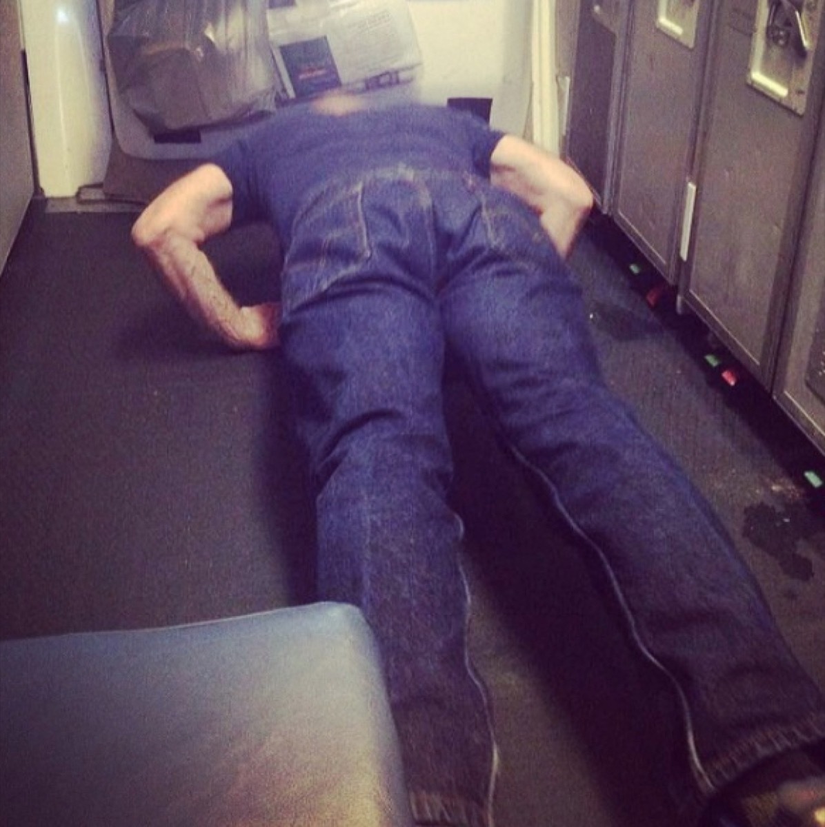 Man does pushups during flight photos of terrible airplane passengers