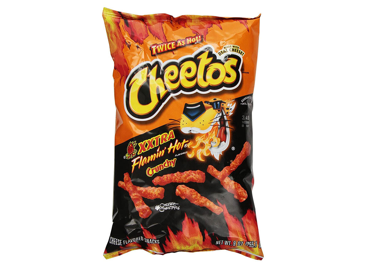 cheetos xxtra flamin hot crunchy