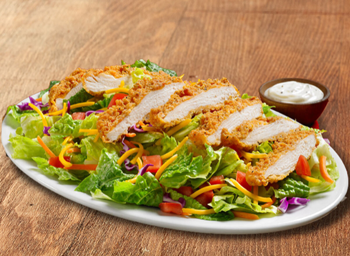 huddle house crispy chicken salad