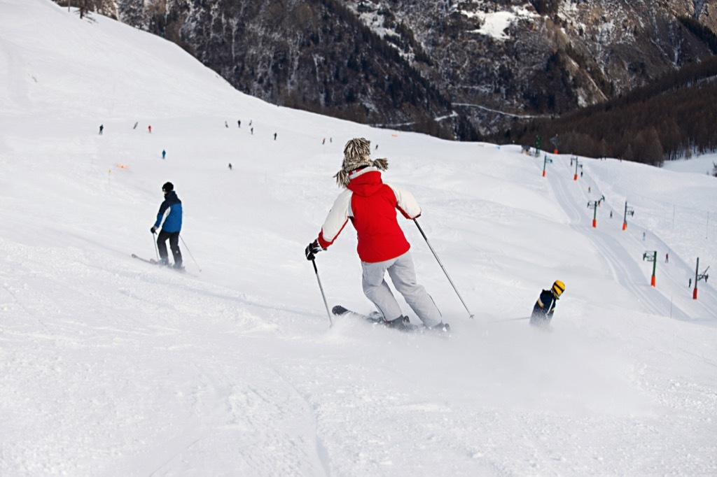 Luxury exercise classes skiing