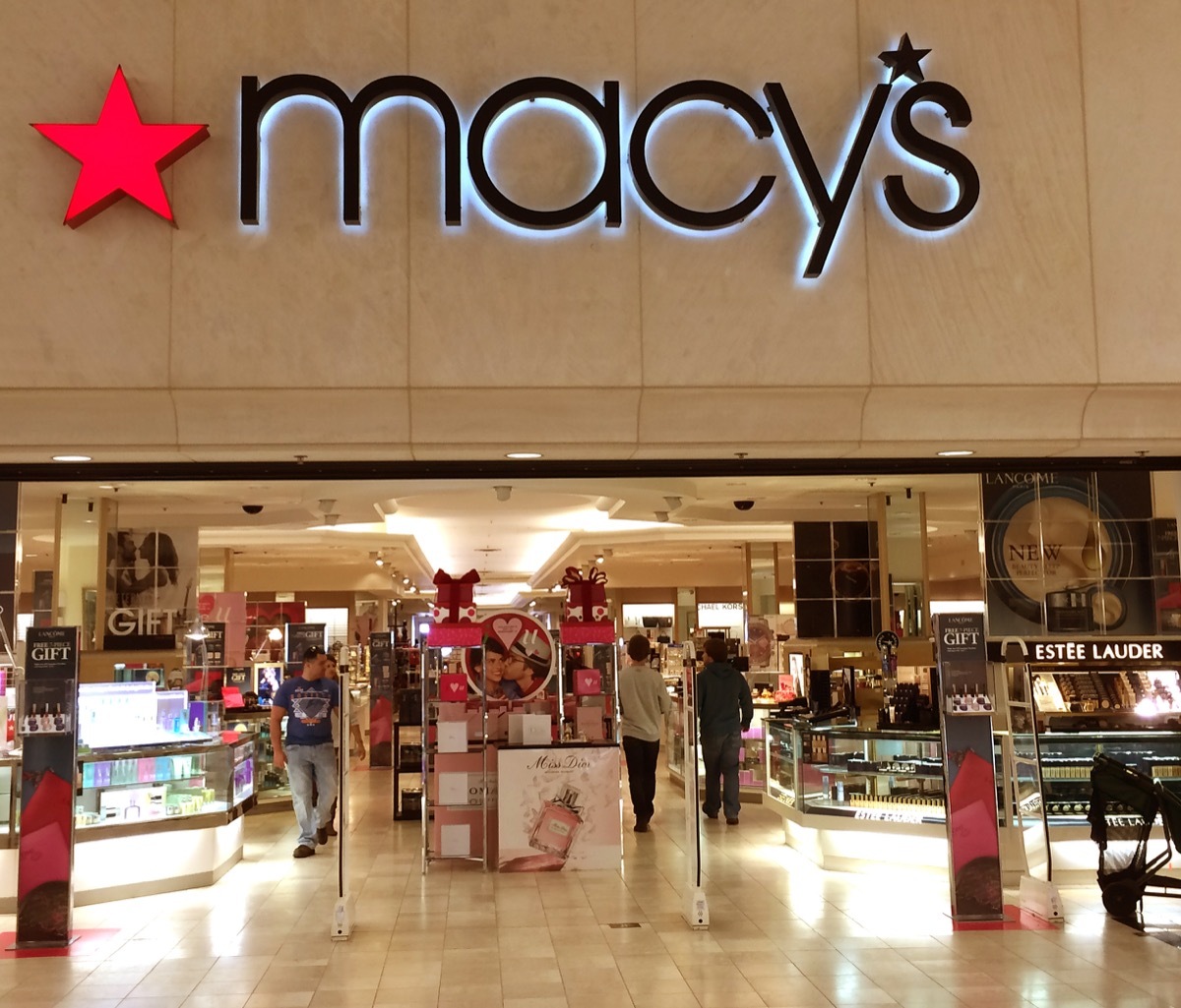 macy's store entrance