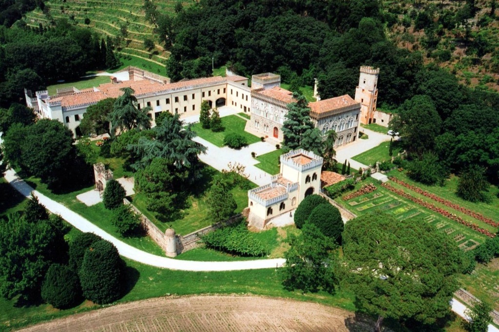 Castle Monselice, Italy airbnb