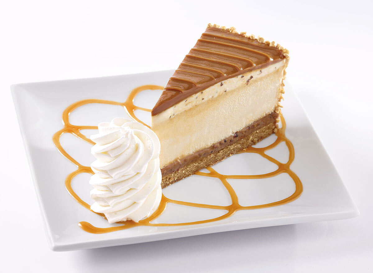 cheesecake factory salted caramel cheesecake slice