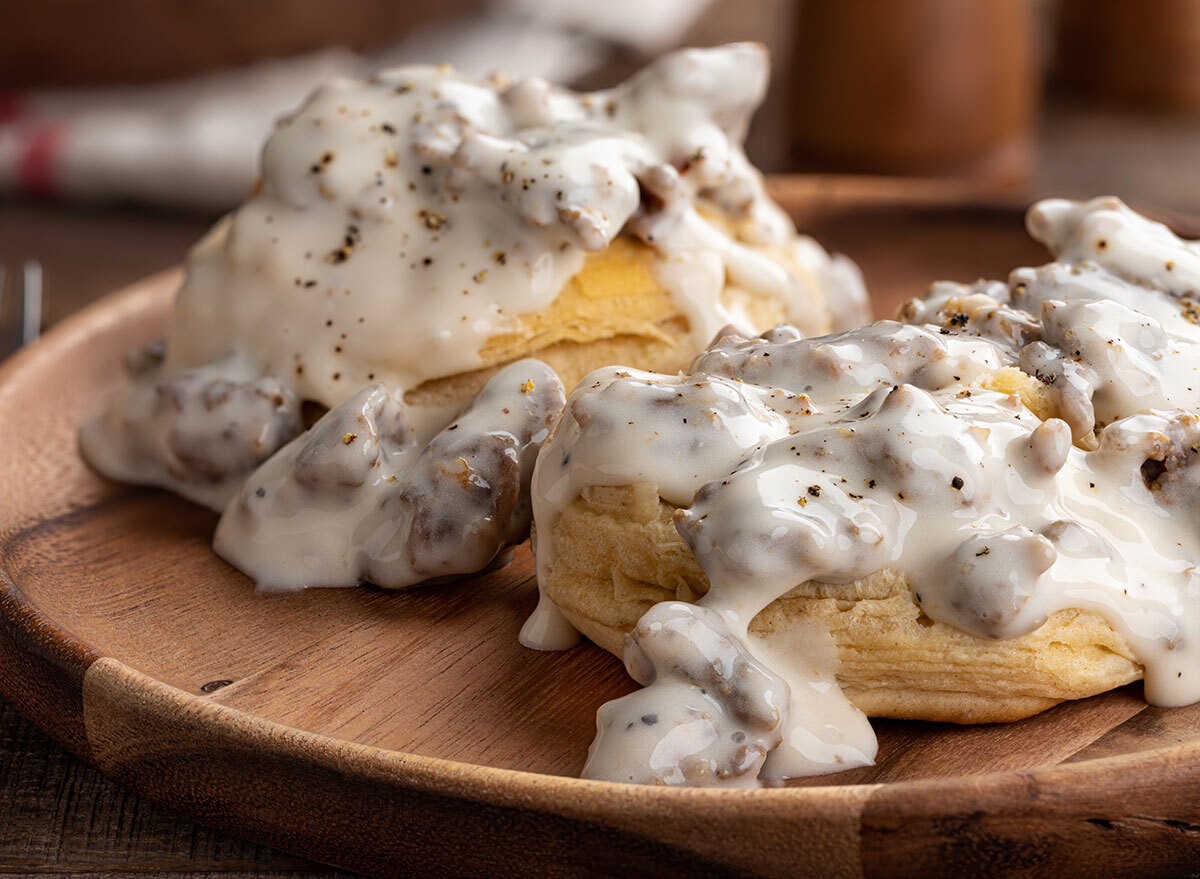 biscuits gravy