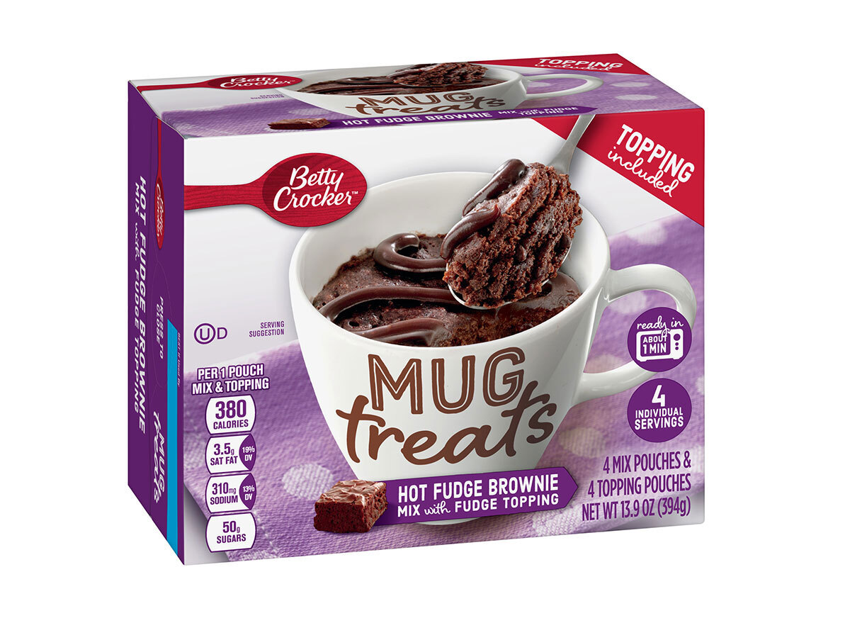 betty crocker hot fudge brownie with fudge topping mug treats box