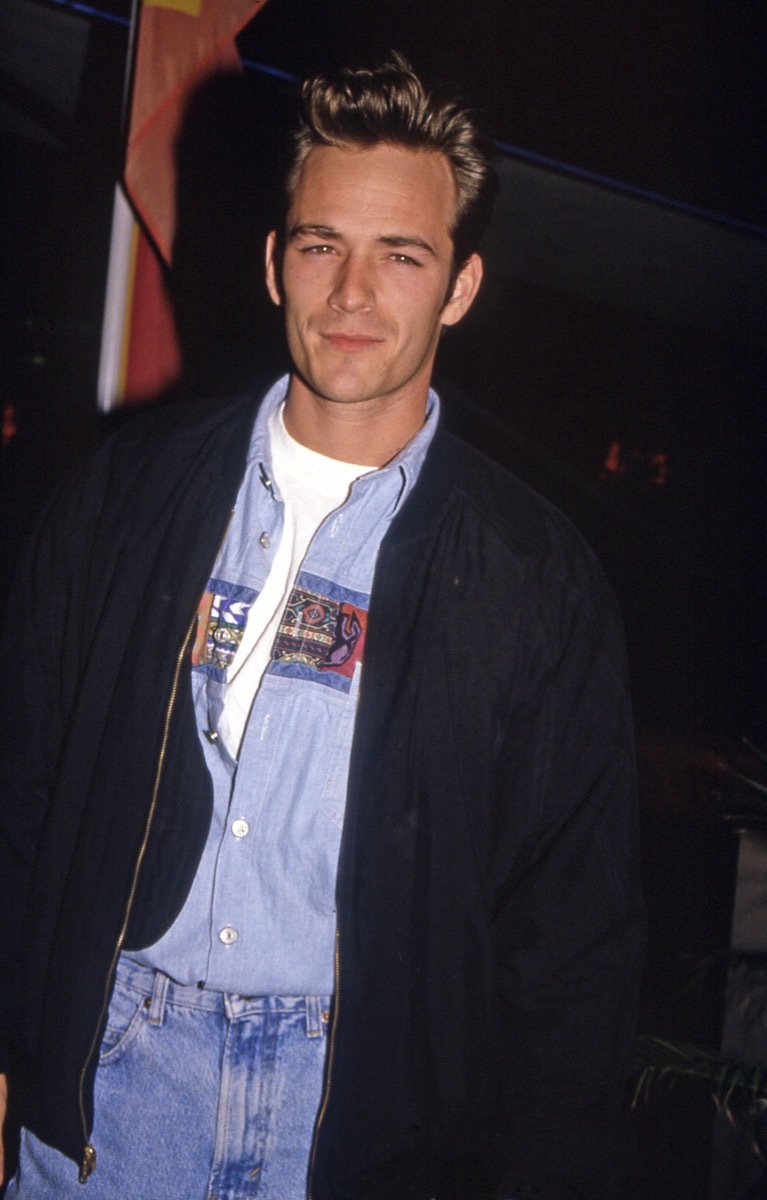 luke perry, 1990s, vintage red carpet photos