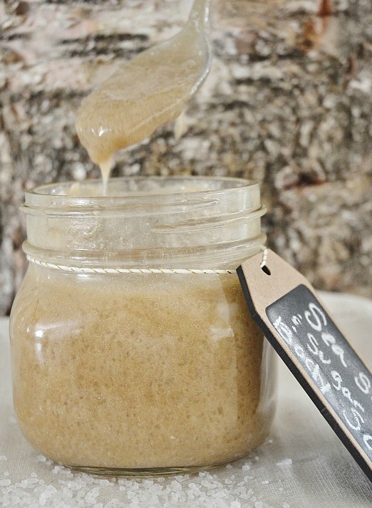 Sea salt and sugar scrub | 10 DIY Homemade Sea Salt Scrubs Recipes | Her Beauty