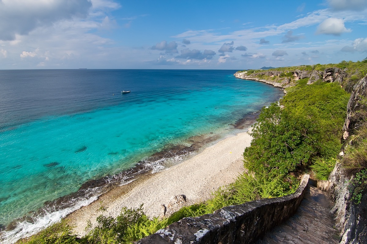 coastal view of the beach and thousand steps on bonaire island