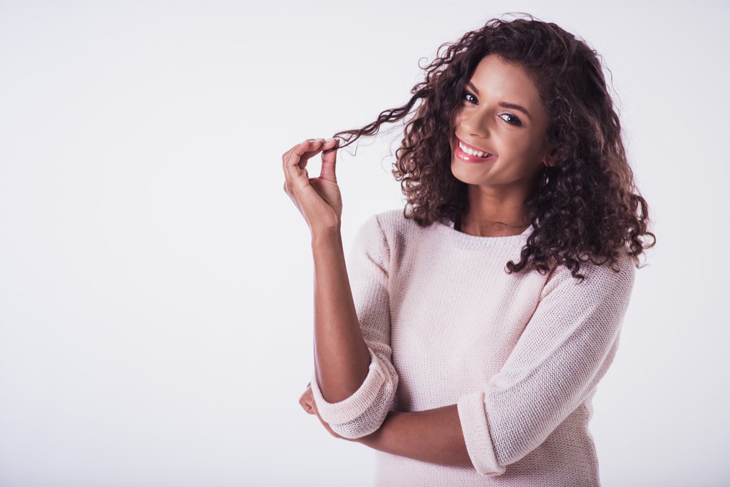 Woman Twirling Hair Body Language That Kills First Impressions