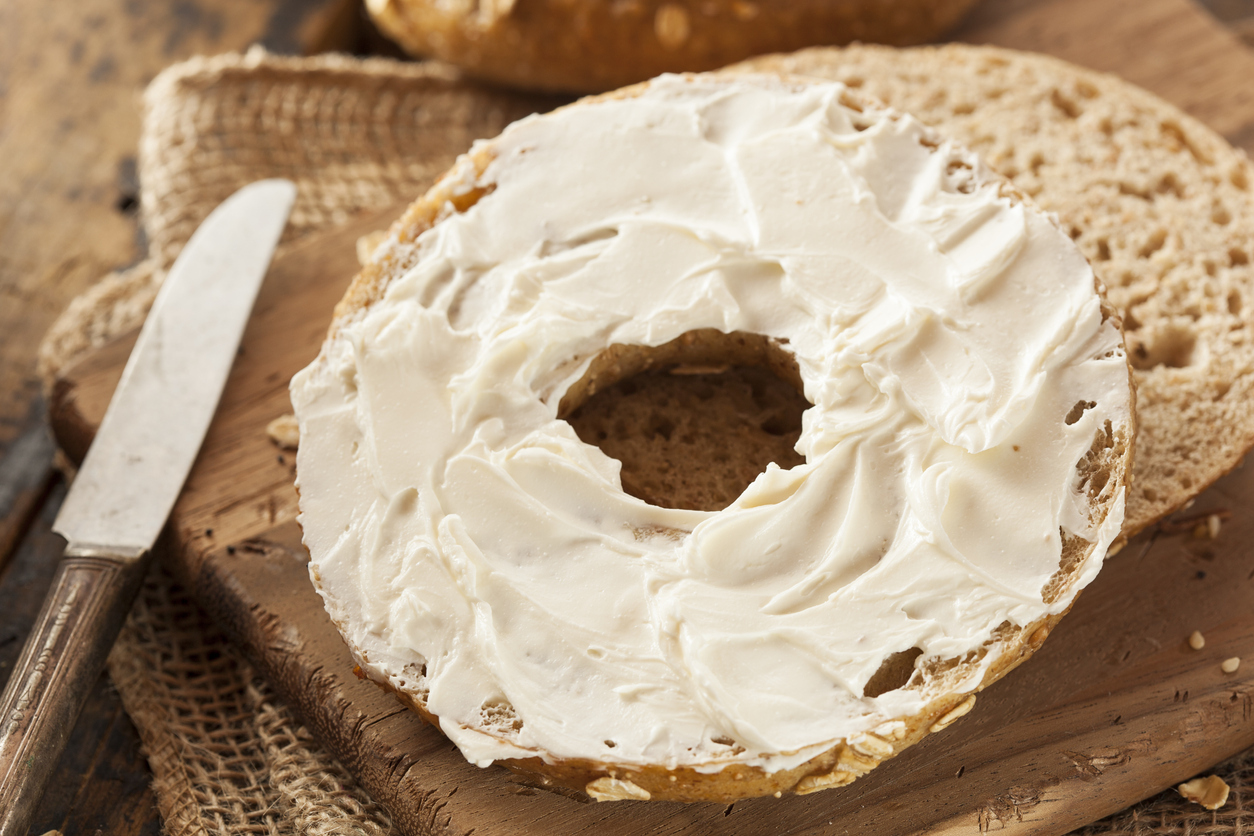 plain bagel with cream cheese