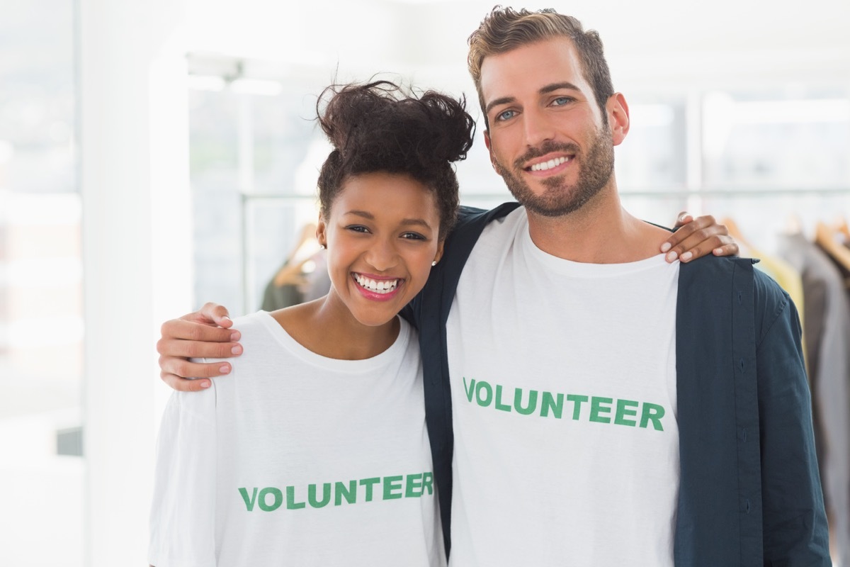 Couple volunteering