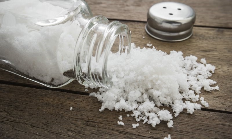 Salt | 7 Foods That Are Ruining Your Skin | Her Beauty