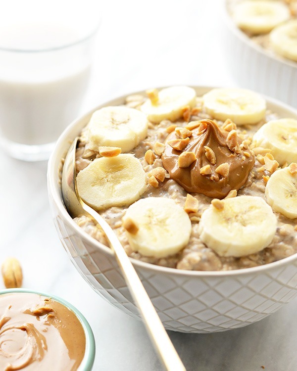 peanut butter banana overnight oats