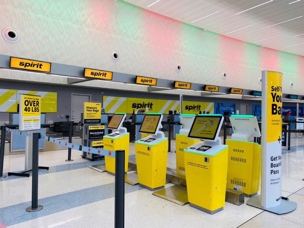 spirit kiosks at the airport