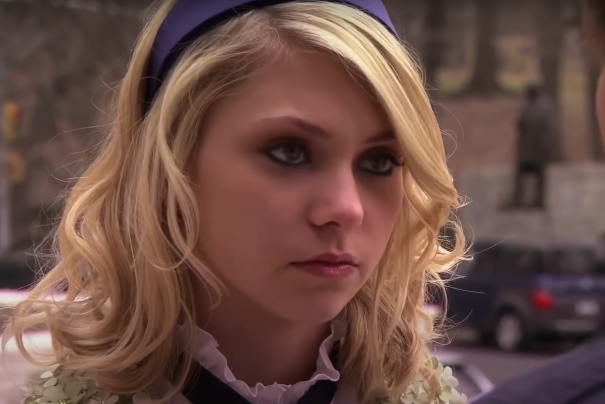 Taylor Momsen as Jenny Humphrey on 