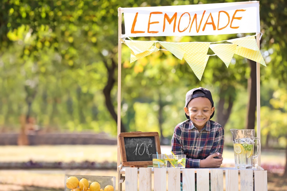 Kid having a lemonade stand